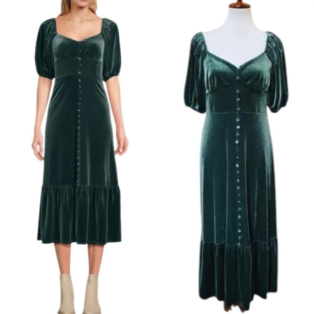 Chelsea & Violet Elegant Green Velvet Dress